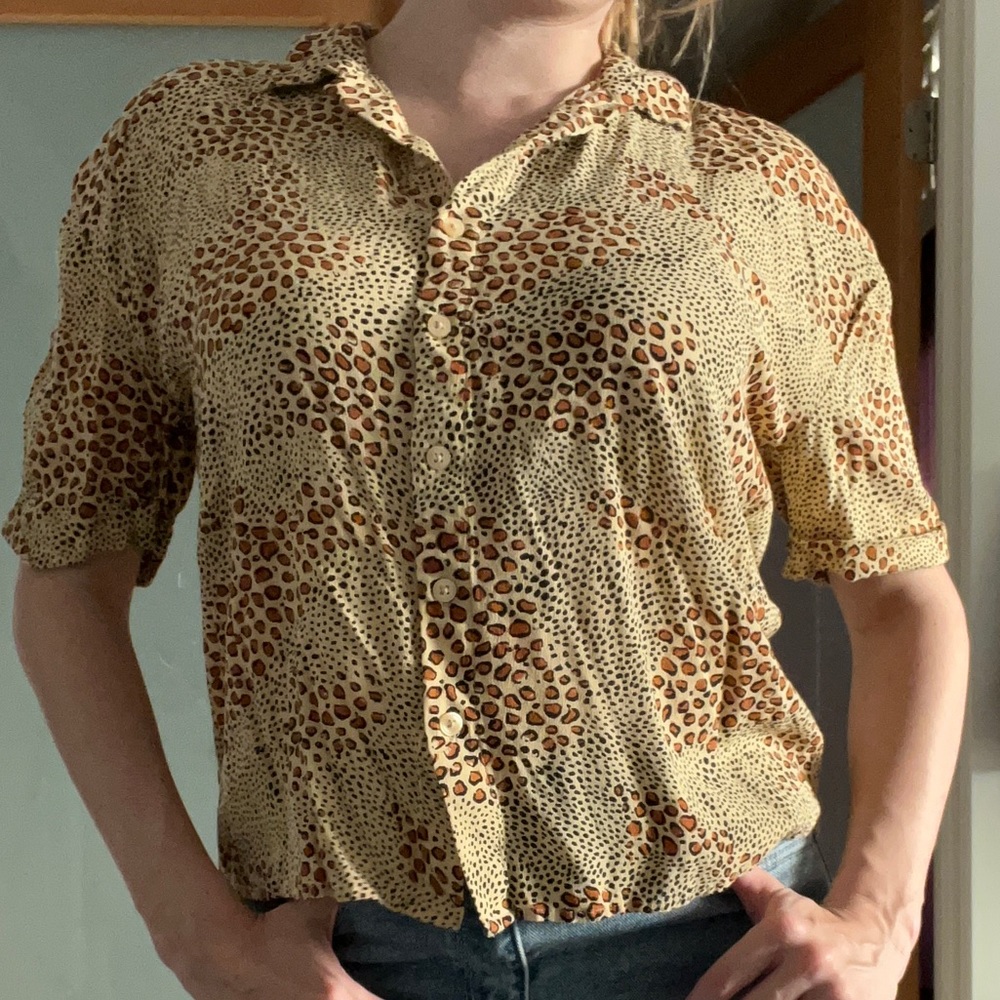 Safari Cropped Button Down